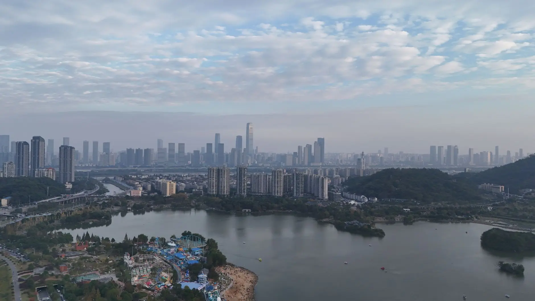 2025年企业宣传片制作趋势：短视频与AI技术的融合应用